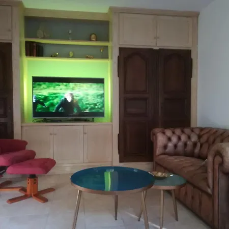 Σπίτι διακοπών Cocon, Jardin, Aux Portes De Βερνέιγ-συρ-Αβρ