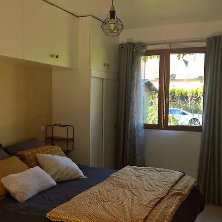 Cocon, Jardin, Aux Portes De * Βερνέιγ-συρ-Αβρ