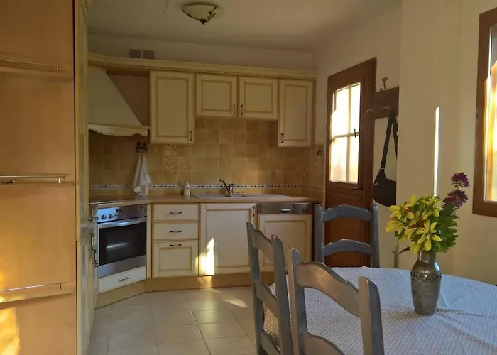 Cocon, Jardin, Aux Portes De Hébergement de vacances *